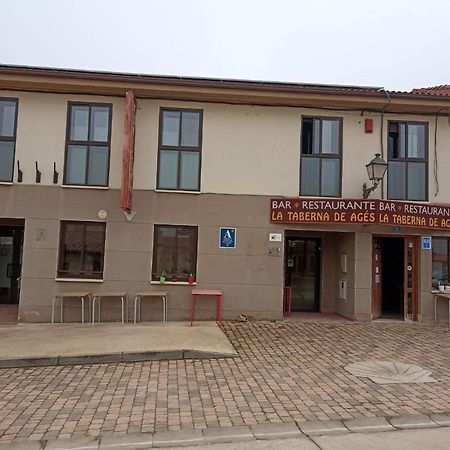 Taberna Albergue Municipal De Ахес Экстерьер фото