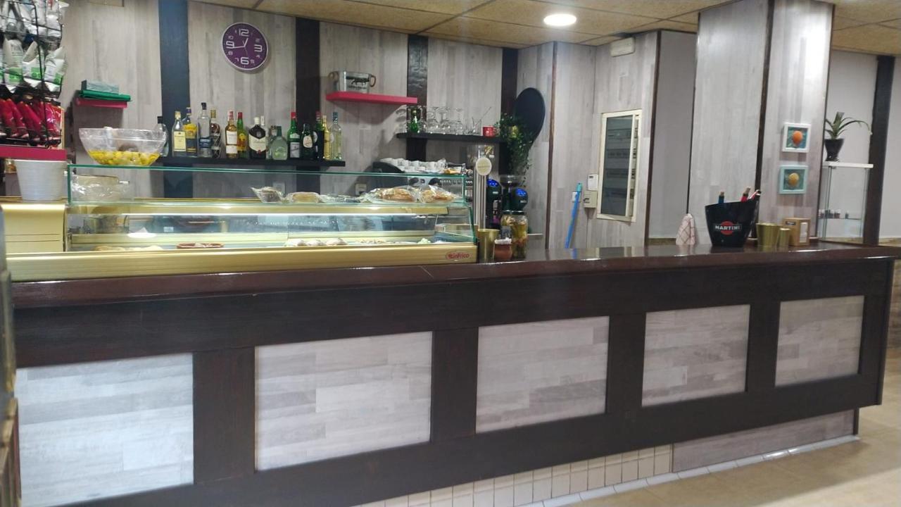 Taberna Albergue Municipal De Ахес Экстерьер фото
